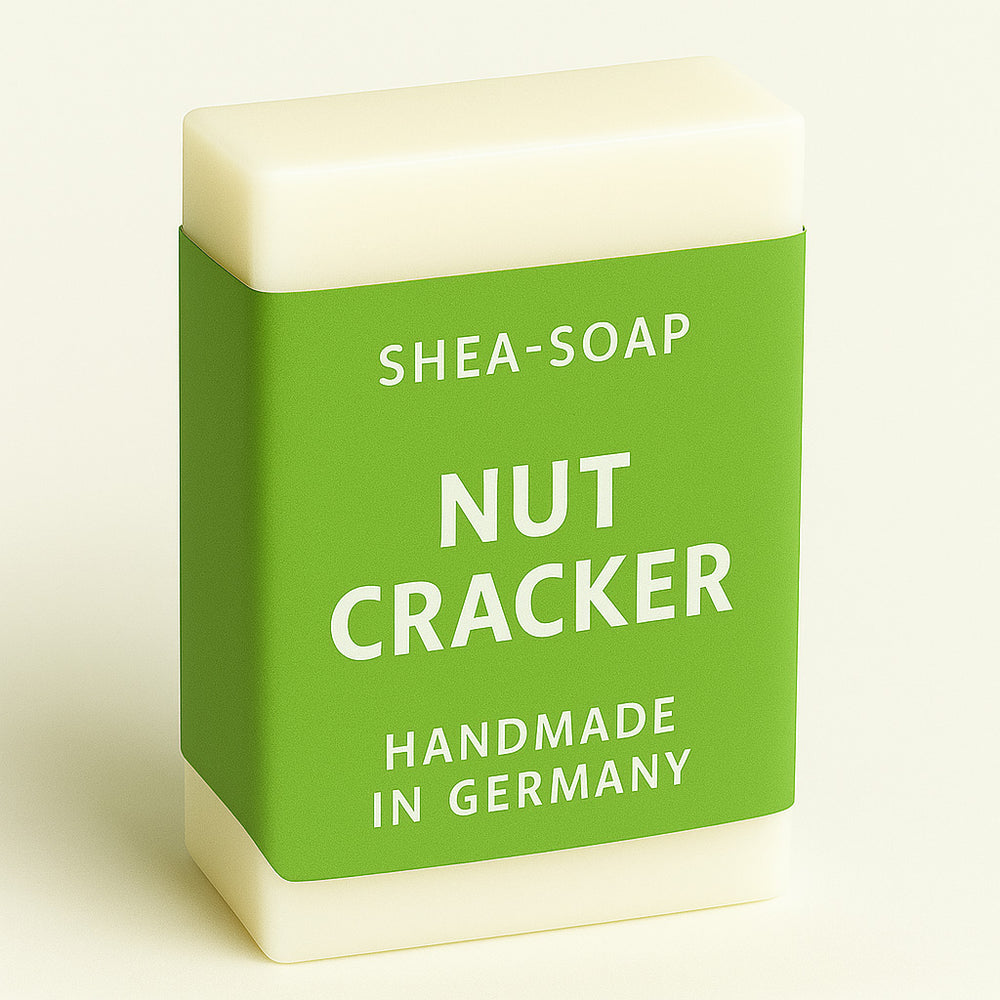 Handgemachte, vegane Naturseife mit BIO-Sheabutter & Glycerin. Ohne SLS/SLES. Sanft zur Haut, stark im Duft. Jetzt entdecken bei Mimi Schnee!